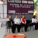 Inicia Verónica entrega de apoyos y equipamiento a desayunadores