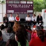 Inicia Verónica entrega de apoyos y equipamiento a desayunadores