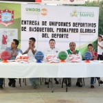 Entregan uniformes a deportistas de las colonias Tancol y Solidaridad Voluntad y Trabajo