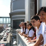 Recibe Gustavo Torres Salinas a estudiantes de la Preparatoria Tampico