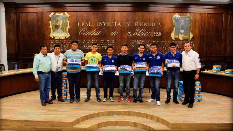 Consolida Gobierno de Lety Salazar el desarrollo educativo de Matamoros