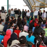 Inician reparto de pantallas digitales a beneficiarios de programas federales