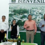 Alcalde y funcionarios celebran tradicional brindis Navideño
