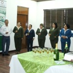 Alcalde y funcionarios celebran tradicional brindis Navideño