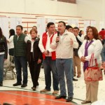 Inician reparto de pantallas digitales a beneficiarios de programas federales