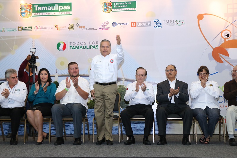 Participa alcalde Gustavo Torres en la inauguración de la "Expo Ciencias Nacional 2015"