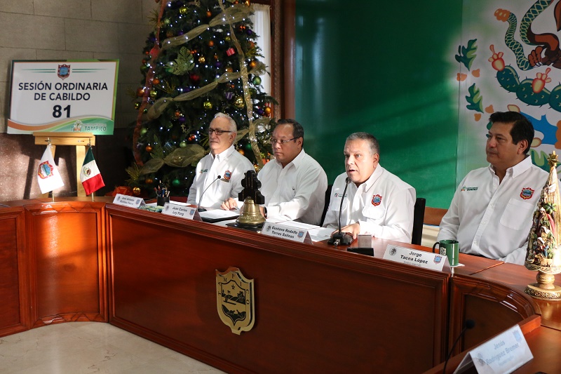 Rinden informe de comisiones regidores del cabildo de Tampico