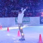 Asiste Gustavo Torres al show navideño en la pista de hielo "Unidos Podemos Más"