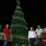 Enciende Gobierno de Tampico Pino Navideño en la Zona Norte