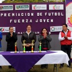 Premia Verónica a ganadores del 4º Torneo de Fútbol “Fuerza Joven”