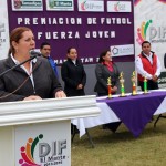 Premia Verónica a ganadores del 4º Torneo de Fútbol “Fuerza Joven”