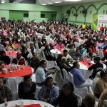 Conviven Gustavo Torres Salinas y su esposa Silvia Alcaraz con integrantes de los Consejos Vecinales