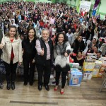 Conviven Gustavo Torres Salinas y su esposa Silvia Alcaraz con integrantes de los Consejos Vecinales