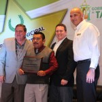 Entrega Ayuntamiento de Tampico Premio Municipal al Deporte 2015, al boxeador Raúl Curiel García