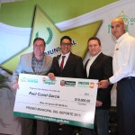 Entrega Ayuntamiento de Tampico Premio Municipal al Deporte 2015, al boxeador Raúl Curiel García