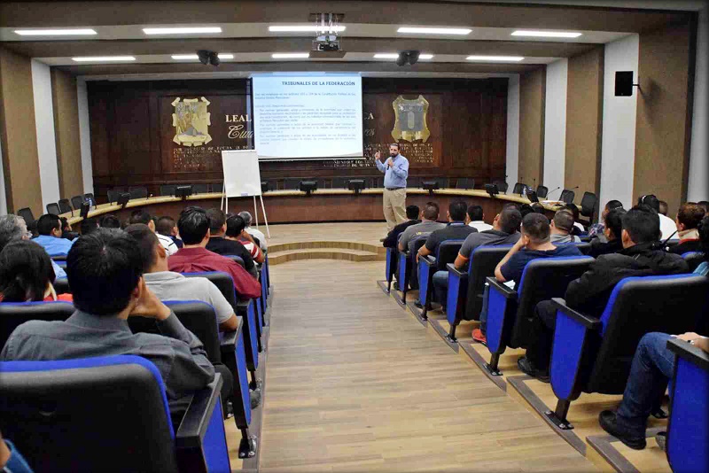 Gobierno de Lety Salazar capacita y actualiza a personal jurídico, de Seguridad pública y Transito