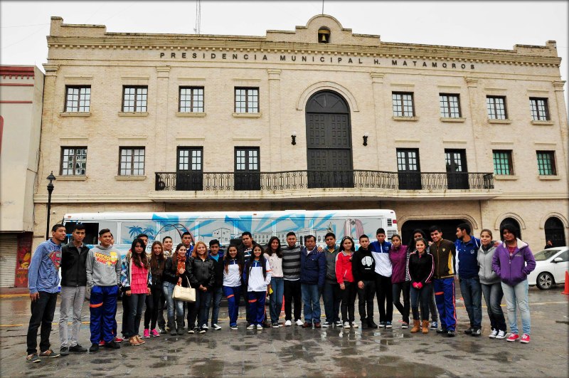 Gobierno de Lety Salazar fortalece la educación y a los estudiantes