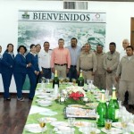 Alcalde y funcionarios celebran tradicional brindis Navideño