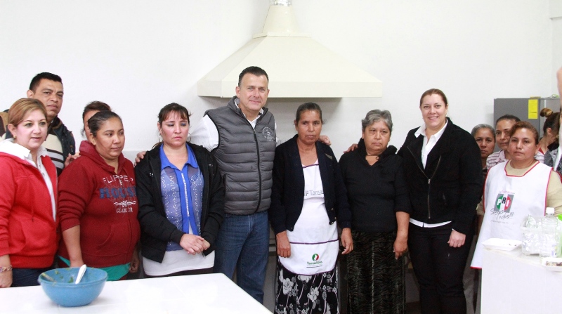 Cambia Alcalde la historia de escuela del ejido Miguel Hidalgo