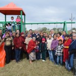 Entrega alcalde JLHC juegos infantiles Entrega alcalde JLHC juegos infantiles