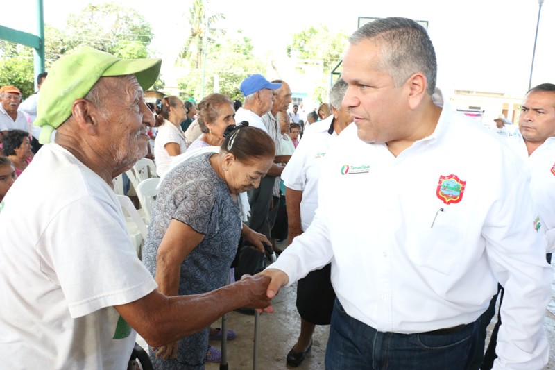 Reanudan en Tampico pagos del programa federal 65 y Más
