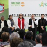 Comparte Gustavo Torres rosca de reyes con representantes de consejos de Colaboración Vecinal