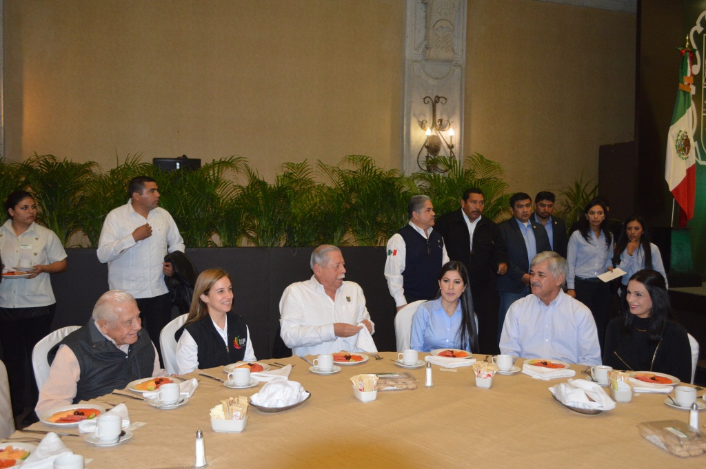 Acude JLHC a encuentro con la Sociedad Civil de Matamoros y Valle Hermoso Acude JLHC a encuentro con la Sociedad Civil de Matamoros y Valle Hermoso