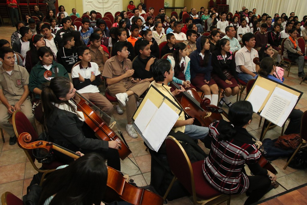 Realiza Ayuntamiento de Tampico y UAT conciertos didácticos a alumnos del nivel básico