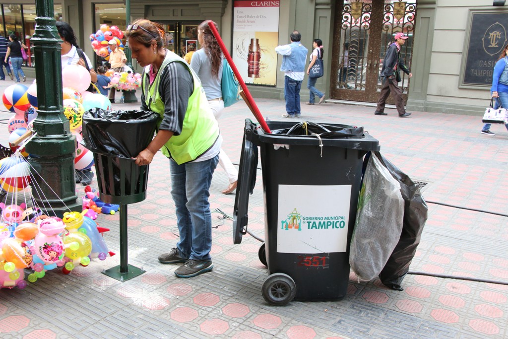 Continúa modernizando Gobierno de Tampico zona centro