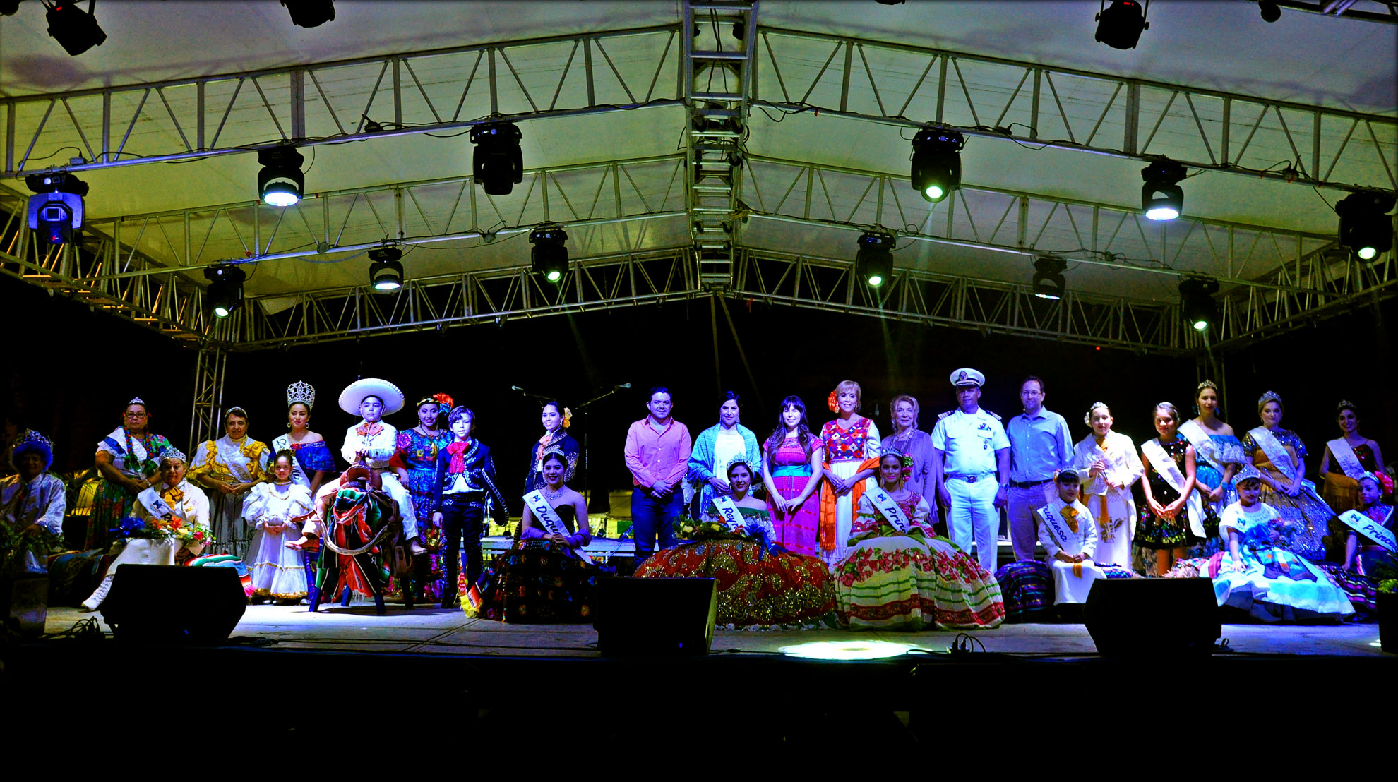 Con una gran celebración Lety Salazar inaugura las Fiestas Mexicanas 2016 Con una gran celebración Lety Salazar inaugura las Fiestas Mexicanas 2016