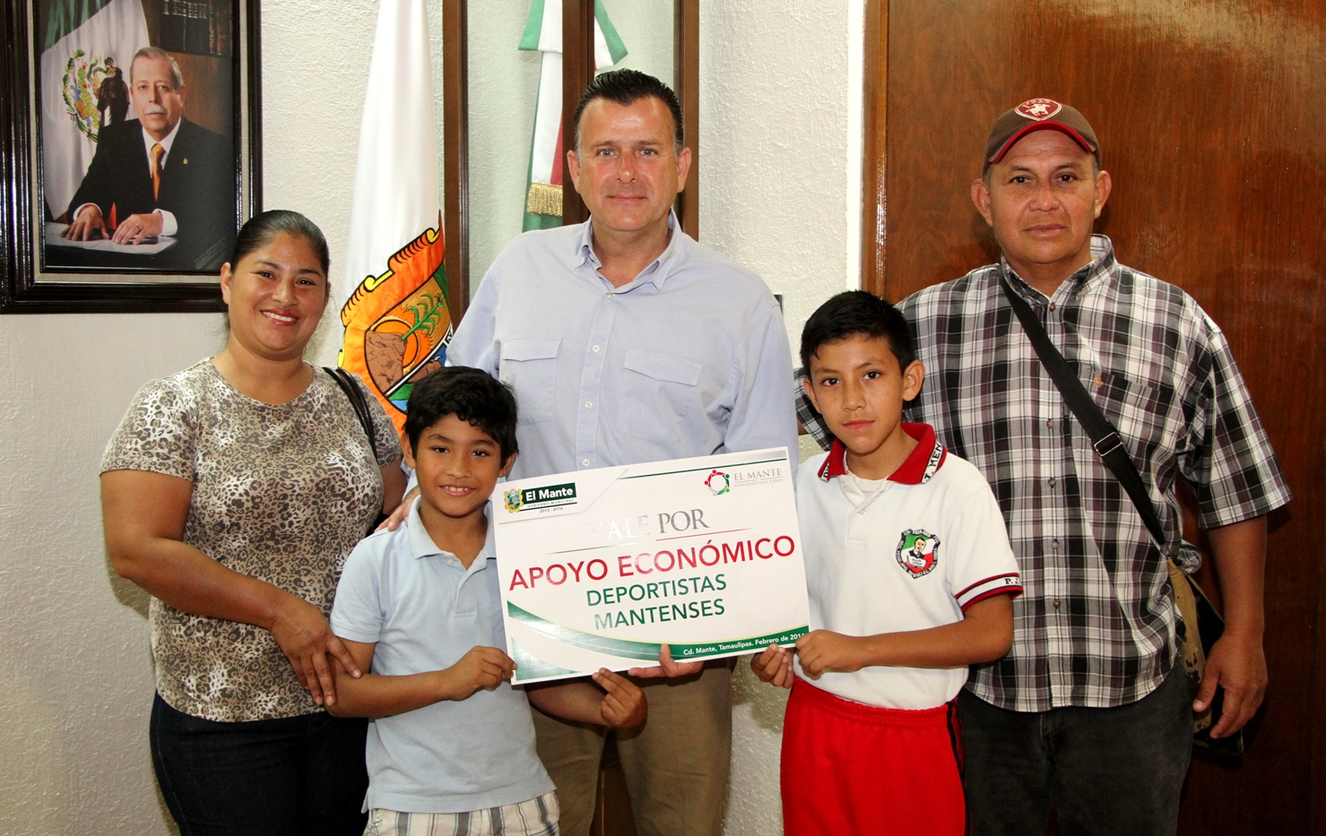 Respalda Ayuntamiento a deportistas mantenses