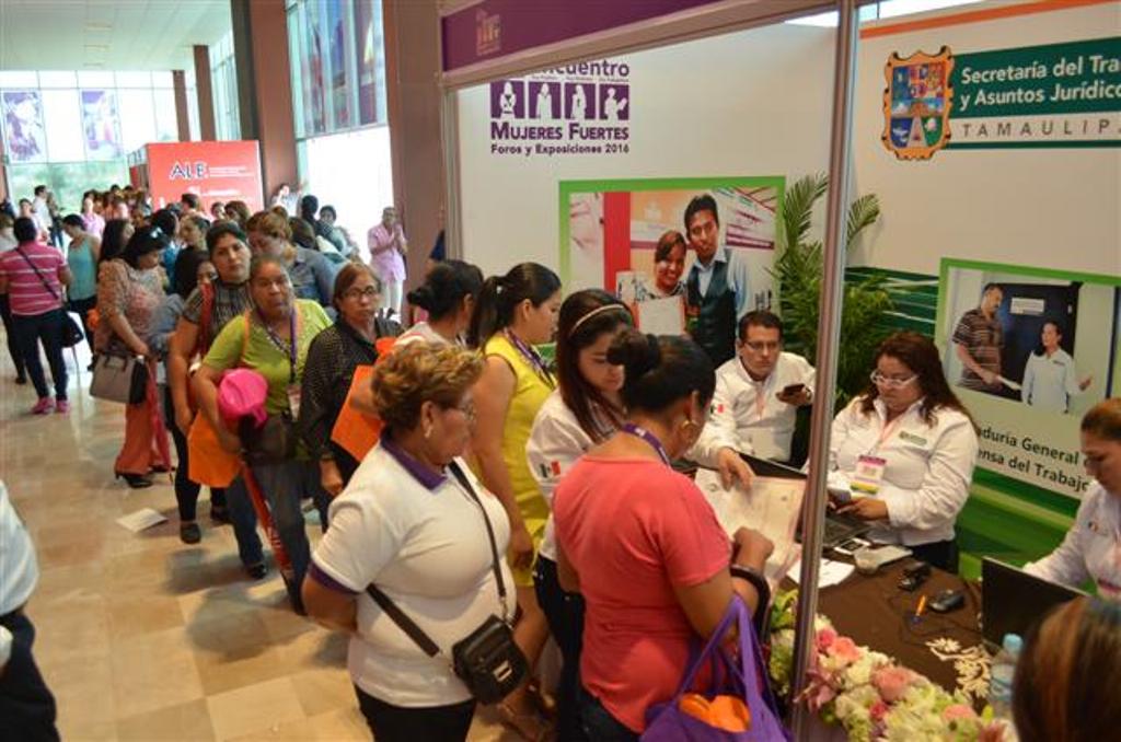 Entregan más de mil actas de nacimiento gratuitas Entregan más de mil actas de nacimiento gratuitas
