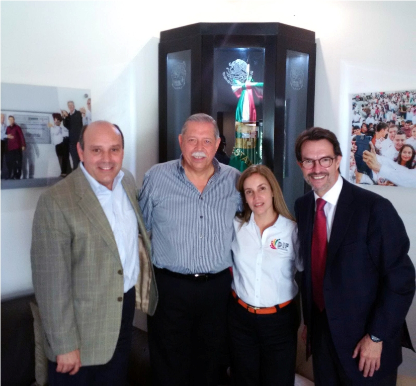 Fundación Teletón reconoce esfuerzo y compromiso de Egidio y María del Pilar con la niñez tamaulipeca