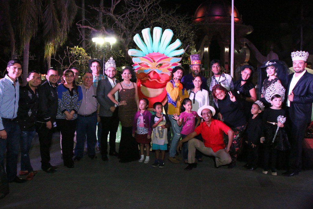 Con entierro de "Juan Carnaval" concluyeron las fiestas del Carnaval Tampico 2016, "Magia y Diversión"