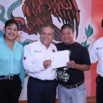 Entregan Gobierno de Tampico e ITEA certificados de primaria y secundaria a empleados municipales