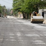 Supervisa Alcalde obra de pavimentación de calle Calderas