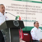 Entregan estado y municipio más de cinco millones de pesos en estímulos educativos en Tampico