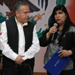 Entrega reconocimiento la Unidad Académica de Ciencias Jurídicas y Sociales de la UAT al alcalde Gustavo Torres Salinas