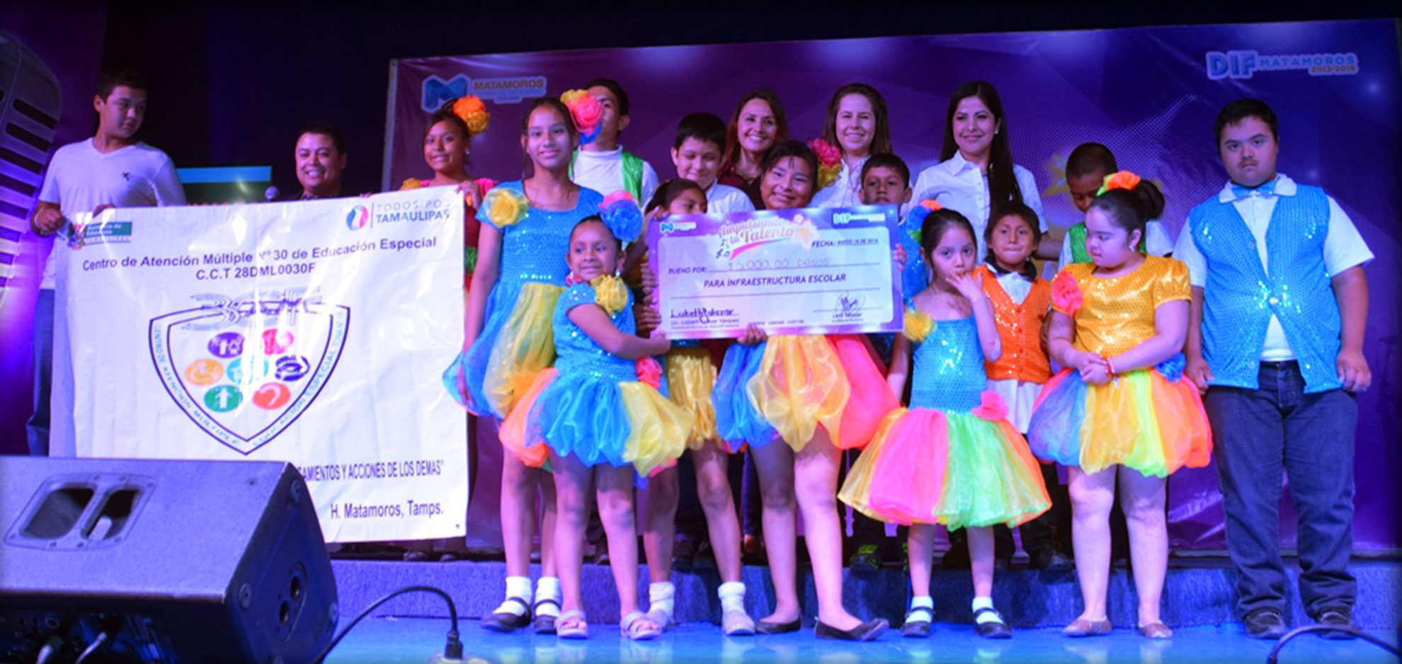 Lety y Lizy impulsan talento de niños y niñas con capacidades diferentes Lety y Lizy impulsan talento de niños y niñas con capacidades diferentes