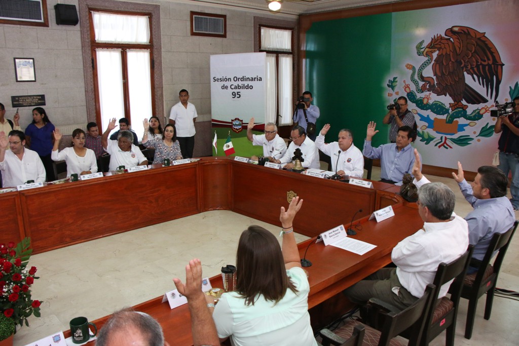 Otorgará el gobierno de Tampico la medalla “Lauro Aguirre” a la profesora Martha Barroso Maya