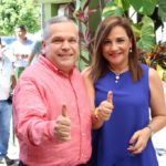 Ejerce su voto el presidente municipal de Tampico, Gustavo Torres Salinas