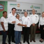 Entregan estado y municipio apoyos a despicadoras de Tampico