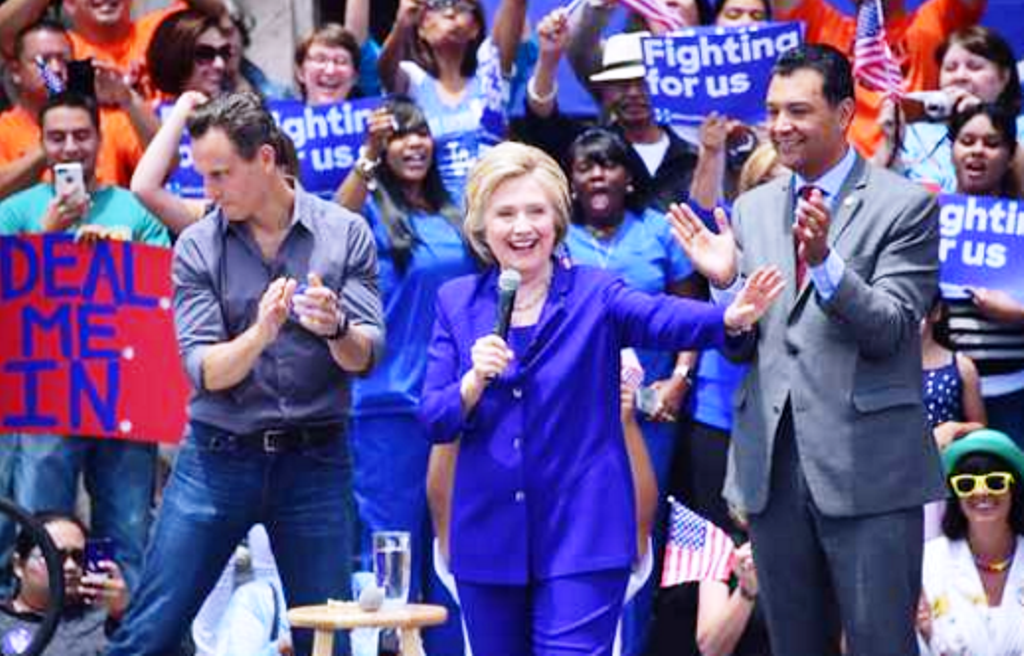Hillary Clinton cuenta con los delegados necesarios para la candidatura demócrata