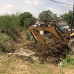 Realizan en Mante trabajo permanente de desazolve de drenes