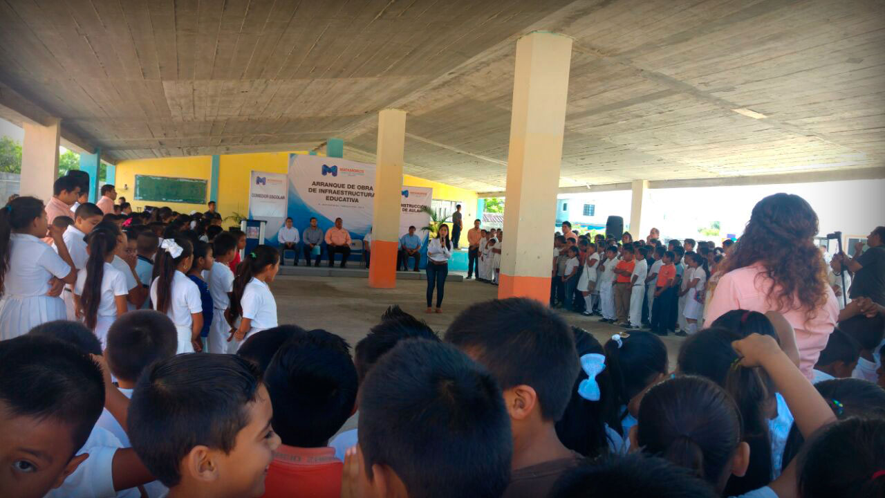 Transforma Lety Salazar escuelas de Las Higuerillas con la edificación de aulas, comedores y techumbres Transforma Lety Salazar escuelas de Las Higuerillas con la edificación de aulas, comedores y techumbres