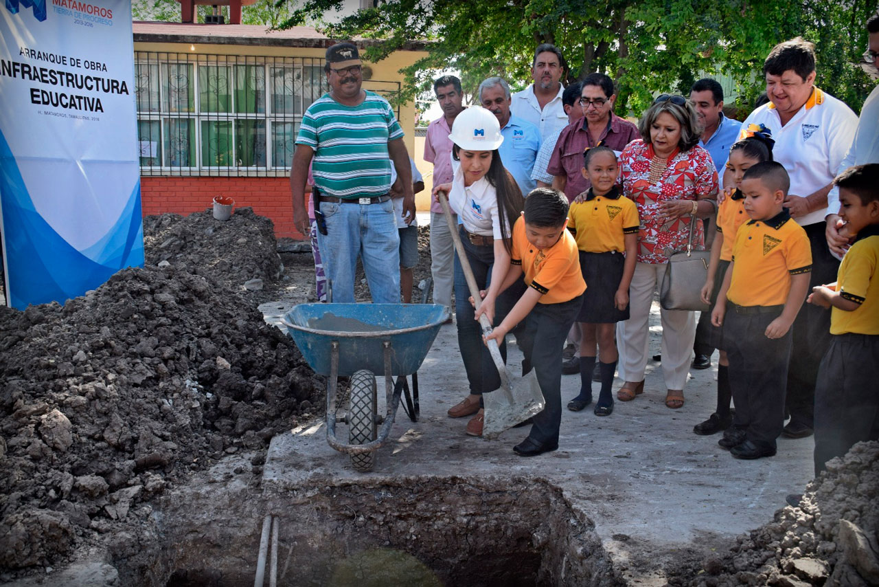 Impulsa Lety Salazar el desarrollo con más obras de infraestructura Impulsa Lety Salazar el desarrollo con más obras de infraestructura