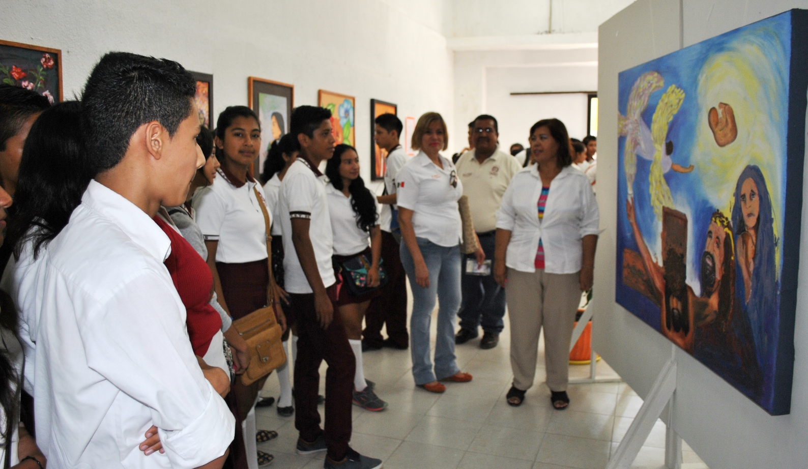 Estudiantes de la región conocen la Galería de Arte Ramón Cano
