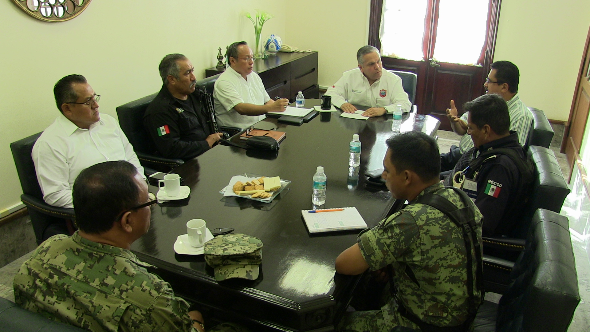 Sostiene alcalde Gustavo Torres reunión con integrantes del Grupo Local de Coordinación