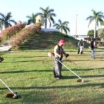 Entregan más equipo a Parques y jardines