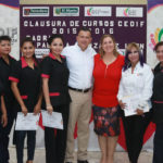 Encabezan Pablo y Verónica graduación del CEDIF